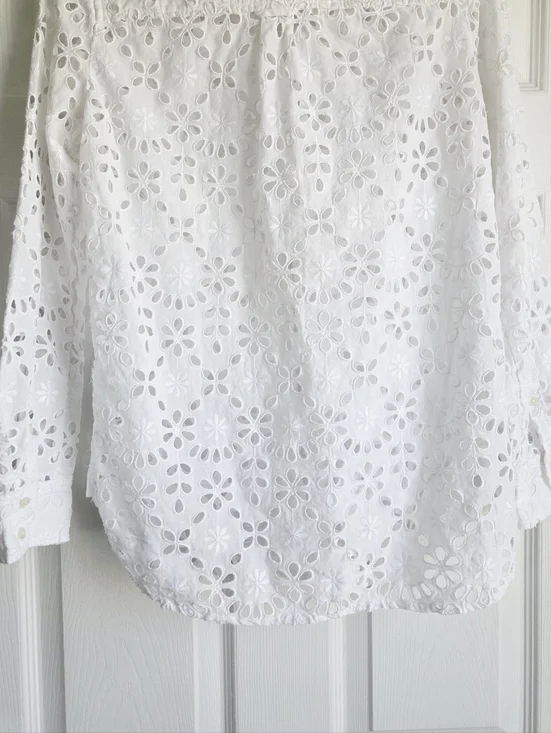 J. Crew ✨️ White Eyelet Button-Down Women's Shirt Size 6 - Picture 5 of 12